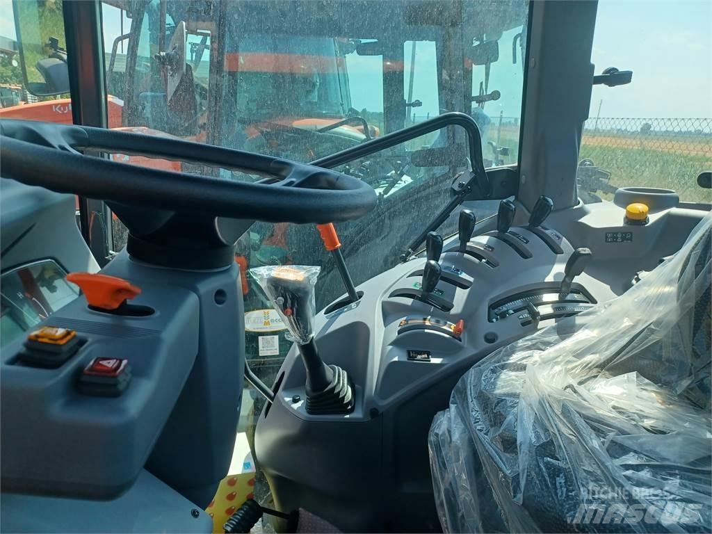 Kubota M5112NQ36_EC Tratores Agrícolas usados
