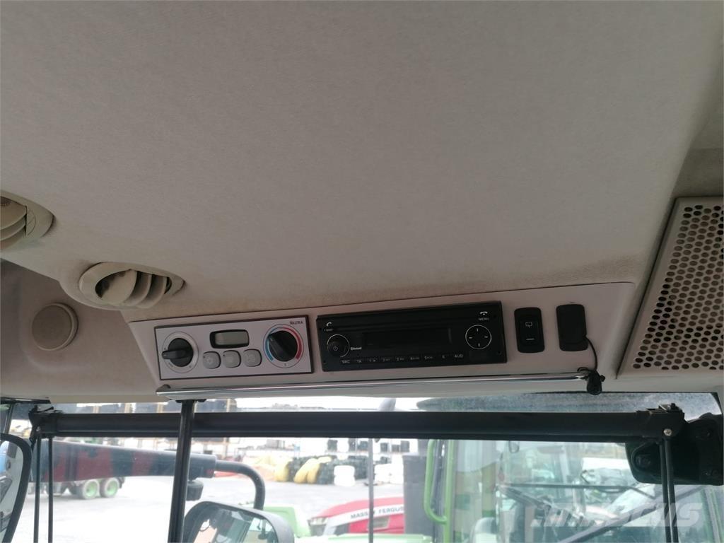 Valtra S324 Tratores Agrícolas usados