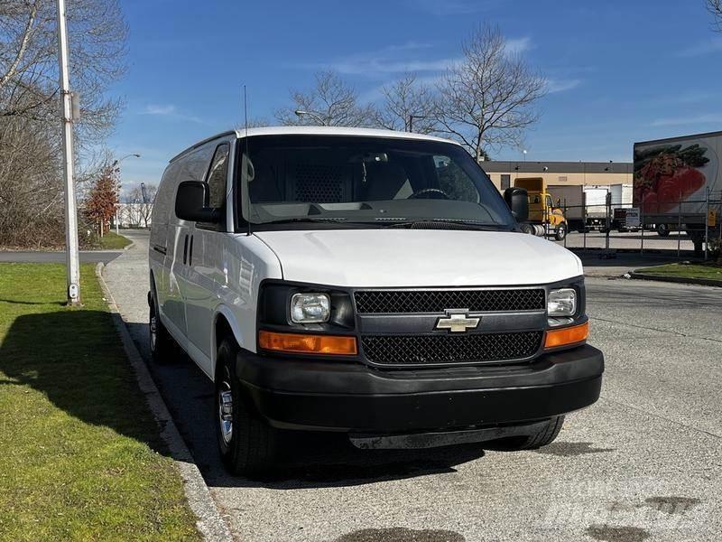 Chevrolet Express Carrinhas de caixa fechada
