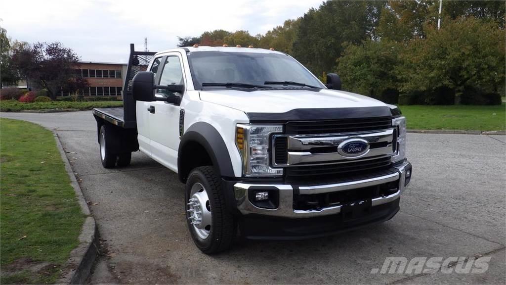 Ford F-550 Camiões estrado/caixa aberta