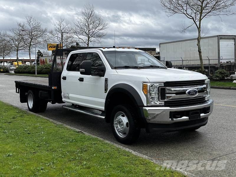 Ford F-550 Camiões estrado/caixa aberta
