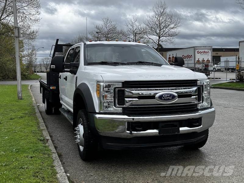 Ford F-550 Camiões estrado/caixa aberta