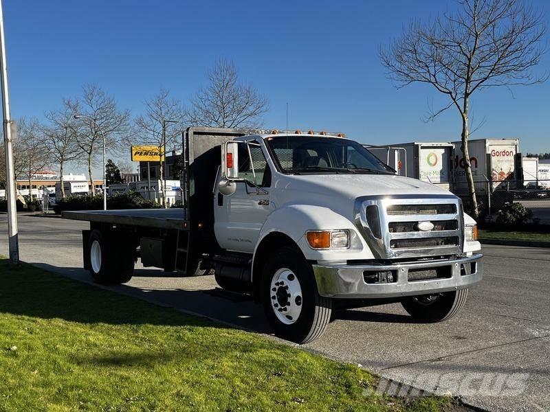 Ford F-750 Camiões estrado/caixa aberta