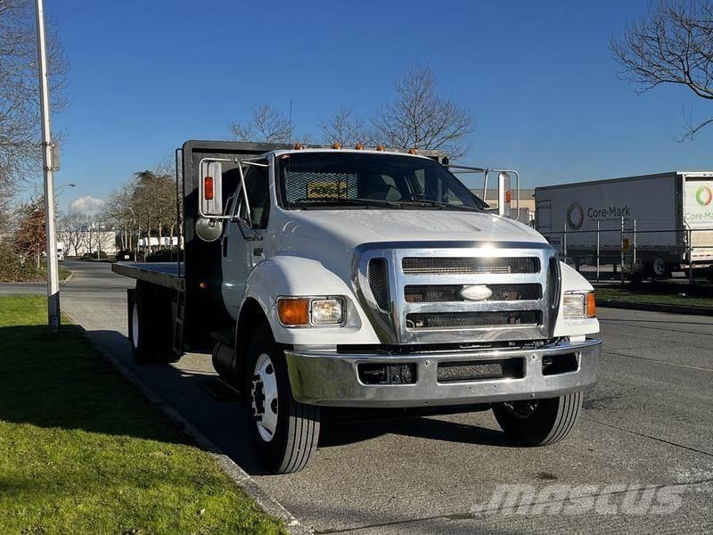 Ford F-750 Camiões estrado/caixa aberta