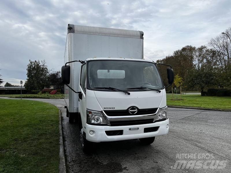 Hino 195 Carrinhas de caixa fechada