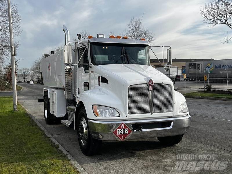Kenworth T300 Camiões-cisterna