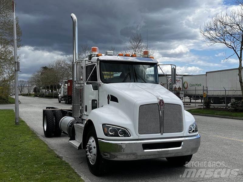 Kenworth T370 Camiões de chassis e cabine