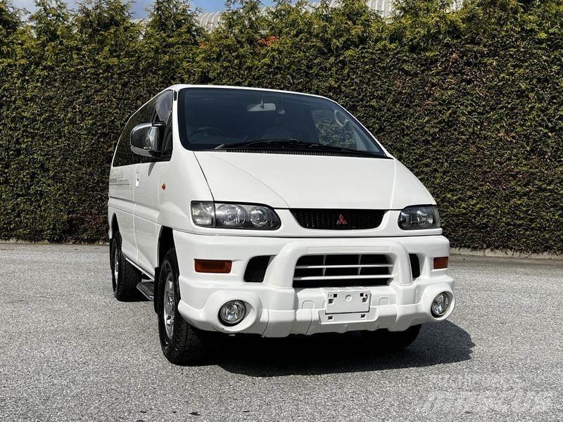 Mitsubishi Delica Automóvel