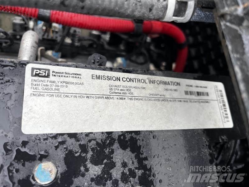 Mitsubishi Fuso Carrinhas de caixa fechada