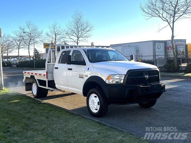 RAM 5500 Camiões estrado/caixa aberta