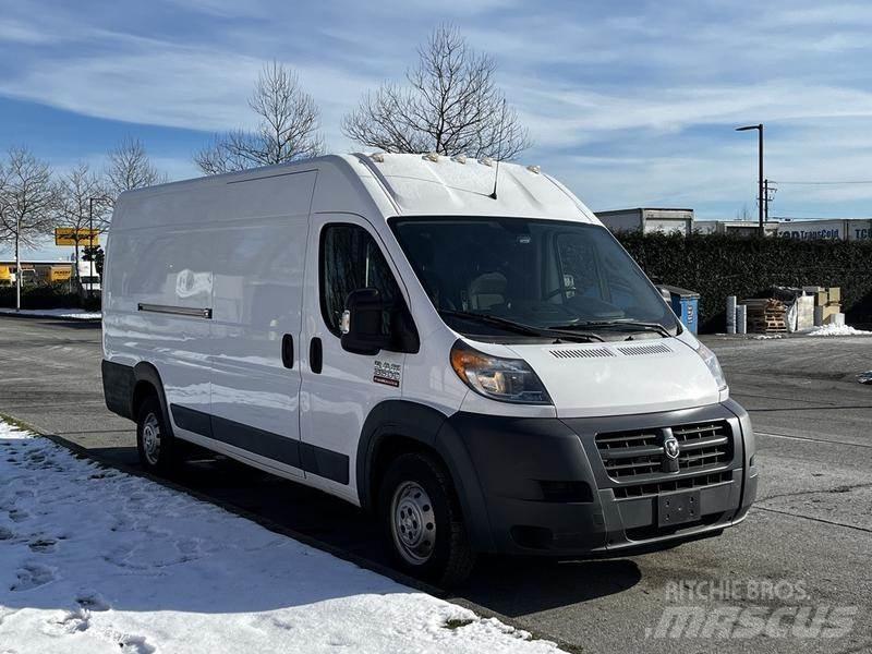 RAM Promaster Carrinhas de caixa fechada