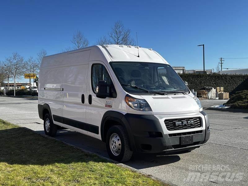 RAM Promaster Carrinhas de caixa fechada
