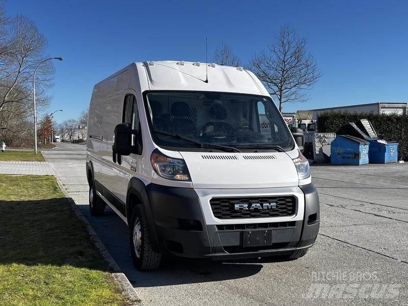 RAM Promaster Carrinhas de caixa fechada