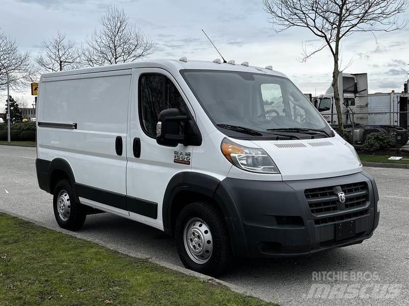 RAM Promaster Carrinhas de caixa fechada