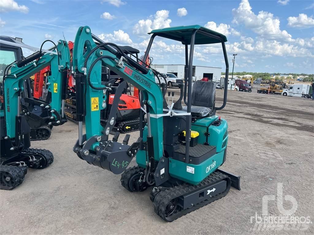AGT QK16R Miniescavadeiras