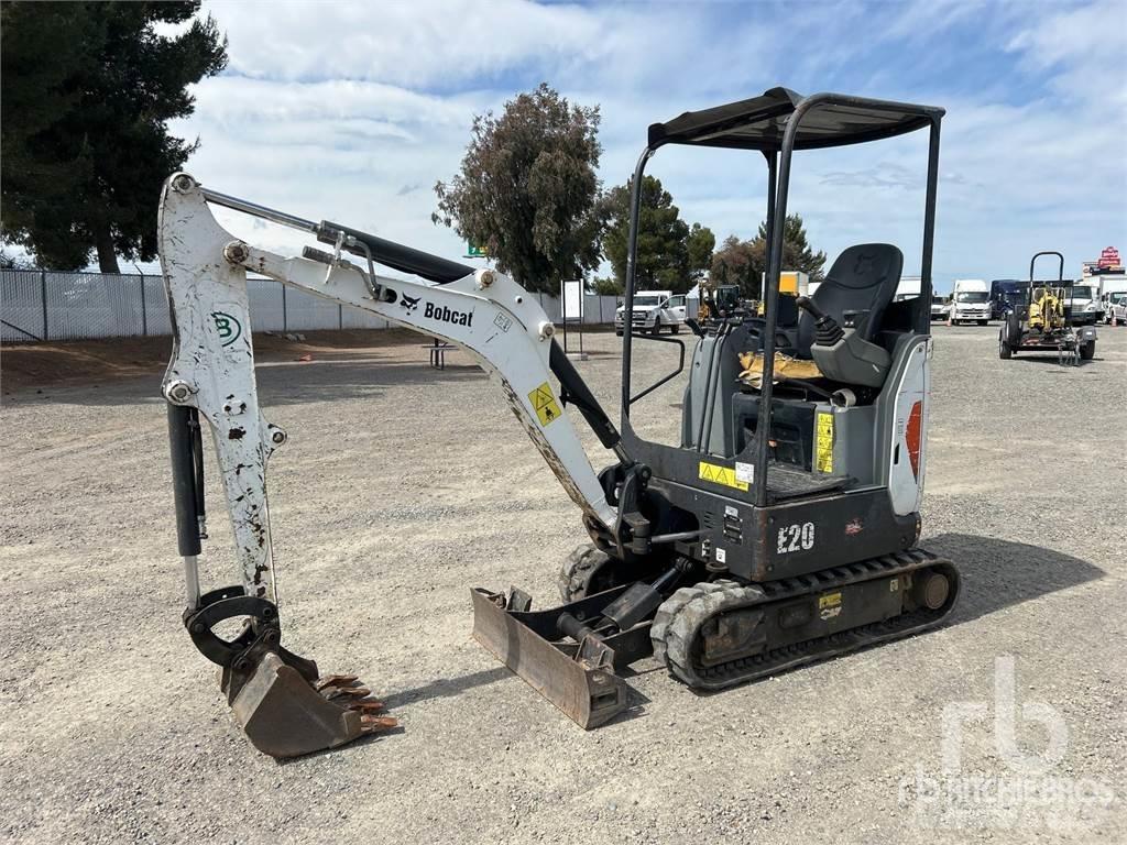 Bobcat E20 Miniescavadeiras