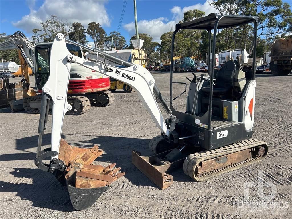 Bobcat E20 Miniescavadeiras