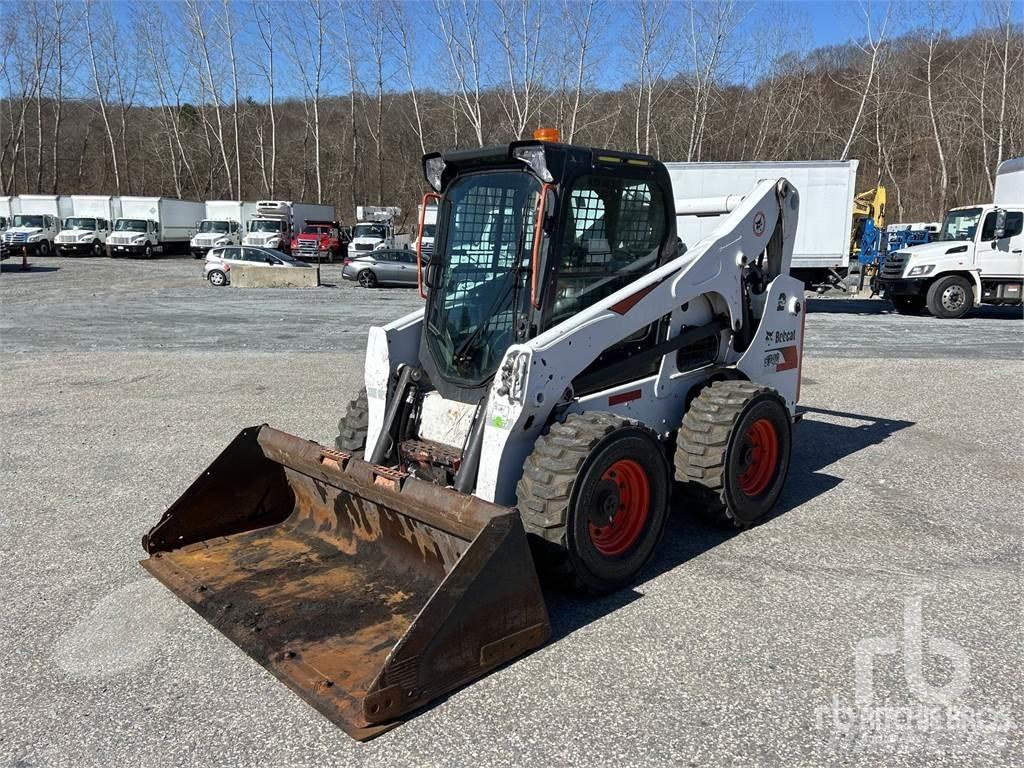Bobcat S740 Minicarregadeiras
