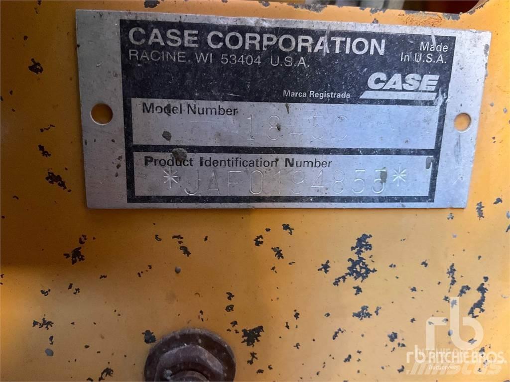 CASE 1845C Minicarregadeiras