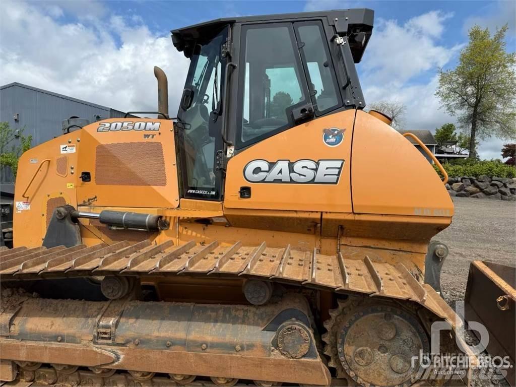 CASE 2050M Dozers - Tratores rastos