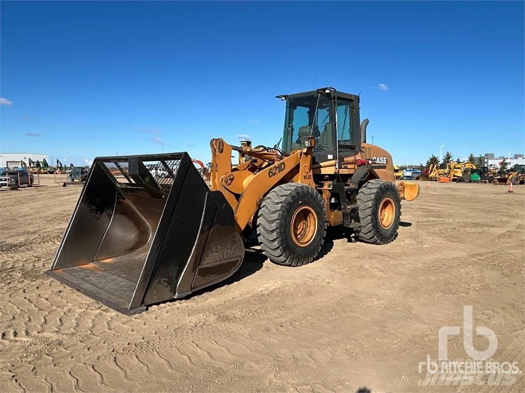 CASE 621D Carregadeiras de rodas