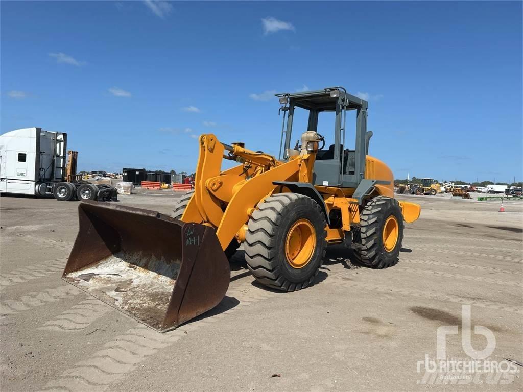 CASE 621D Carregadeiras de rodas