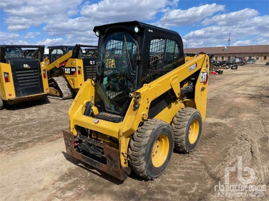 CAT 226D3 Minicarregadeiras