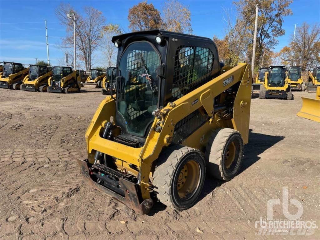 CAT 226D3 Minicarregadeiras