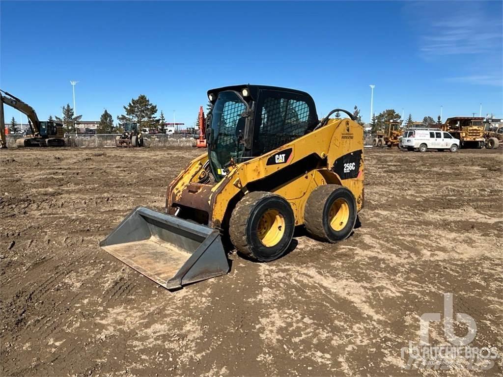 CAT 256C Minicarregadeiras