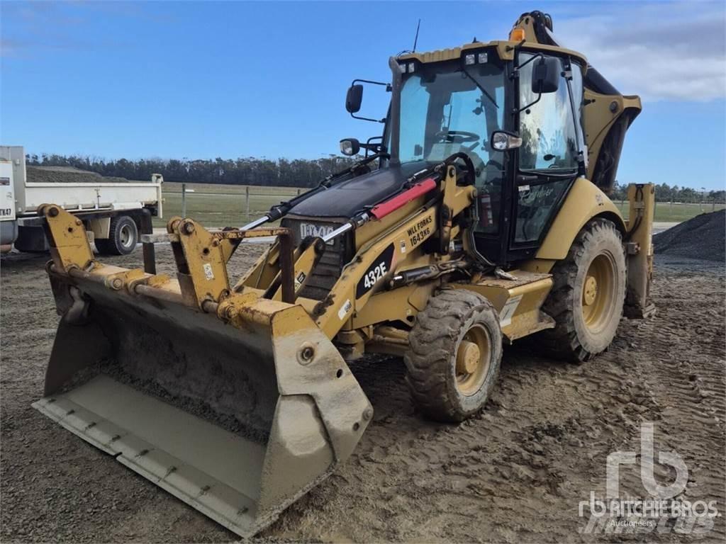 CAT 432E Retroescavadeiras