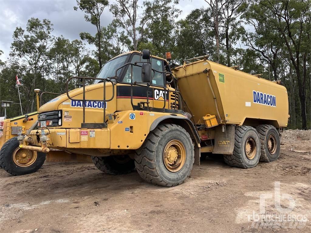 CAT 730 Auto-tanques