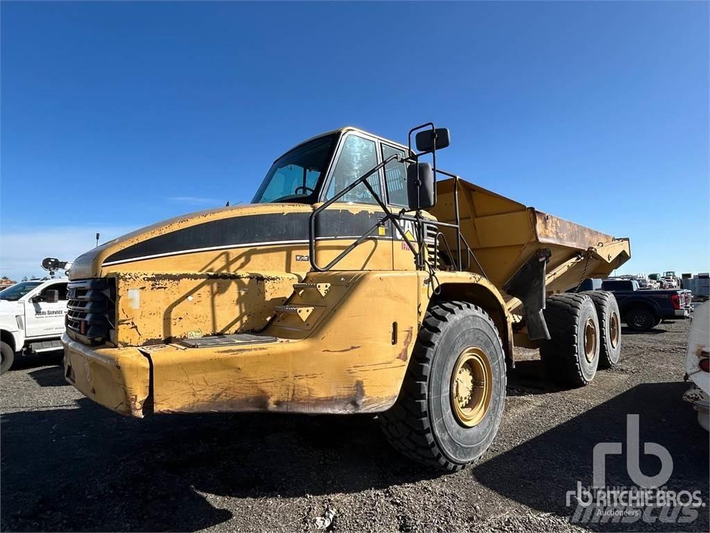 CAT 735 Caminhões articulados