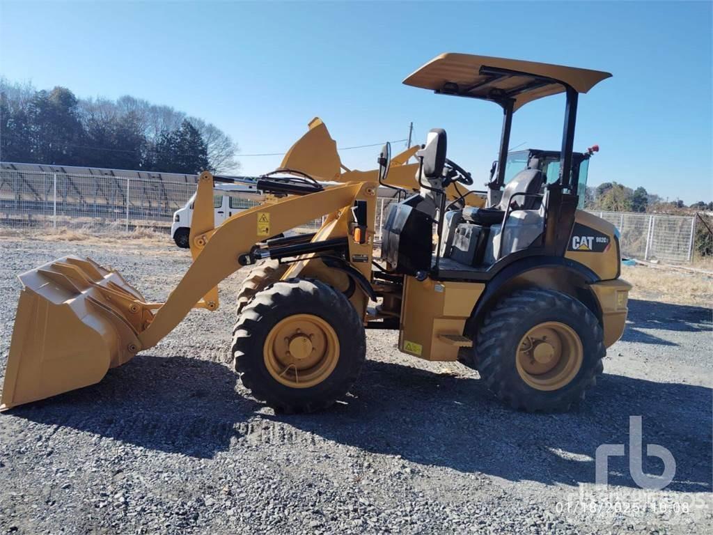 CAT 902C2 Carregadeiras de rodas
