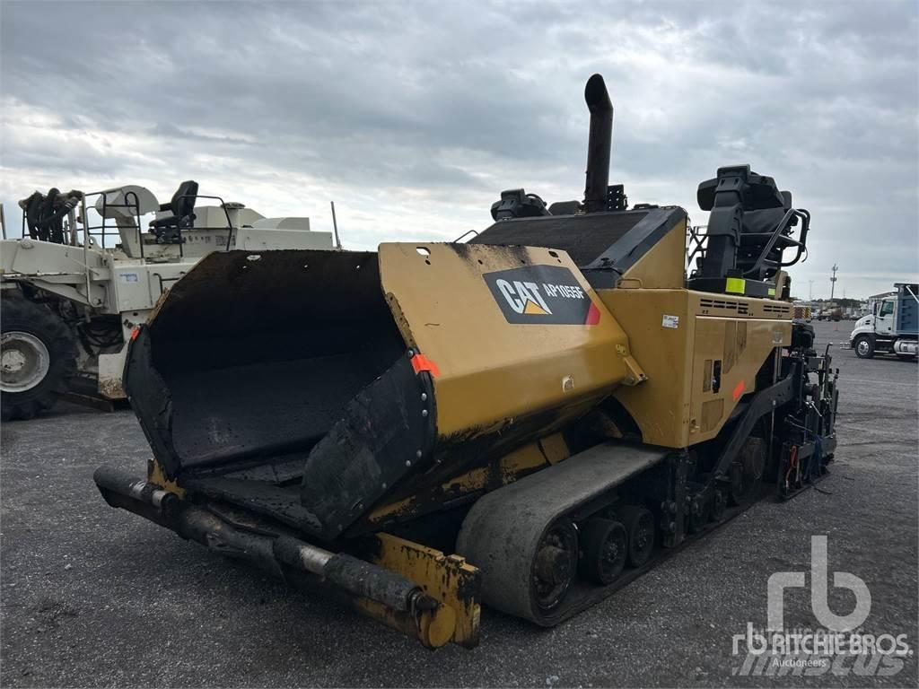 CAT AP1055F Espalhadoras de asfalto