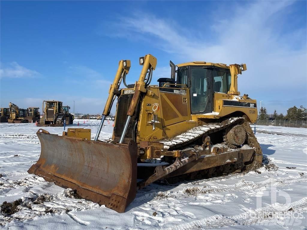 CAT D8T Dozers - Tratores rastos
