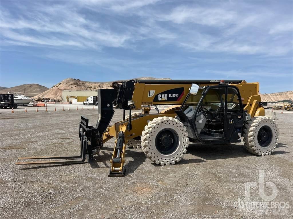 CAT TL1255D Manipulador telescópico
