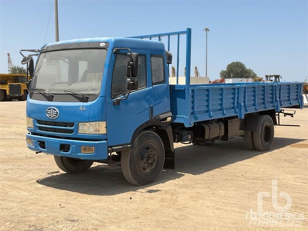 FAW 1120P9K2L3E Camiões estrado/caixa aberta