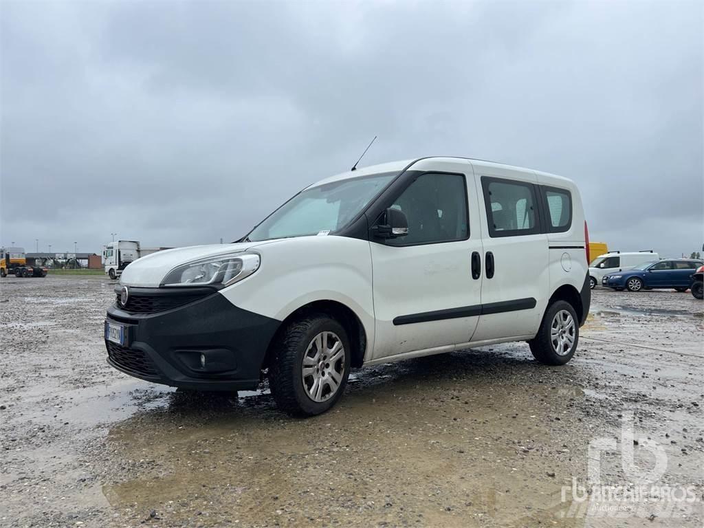 Fiat DOBLO Carrinhas de caixa fechada