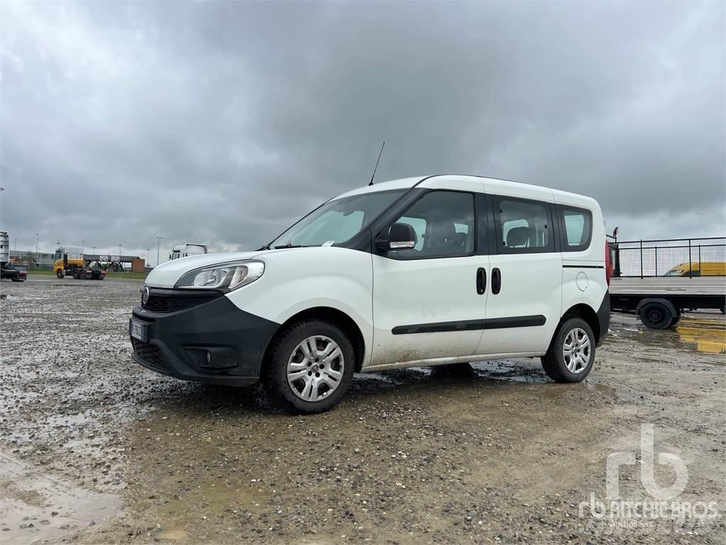 Fiat DOBLO Carrinhas de caixa fechada