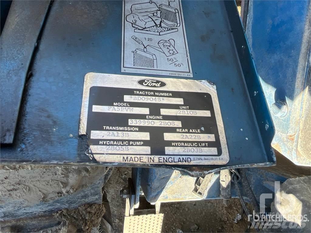 Ford 7740 Bulldozers assentadores de tubos