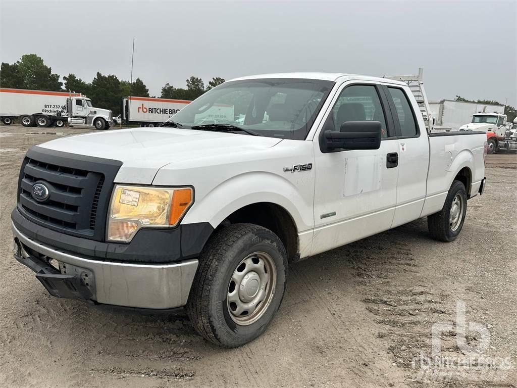 Ford F-150 Pick up de caixa aberta