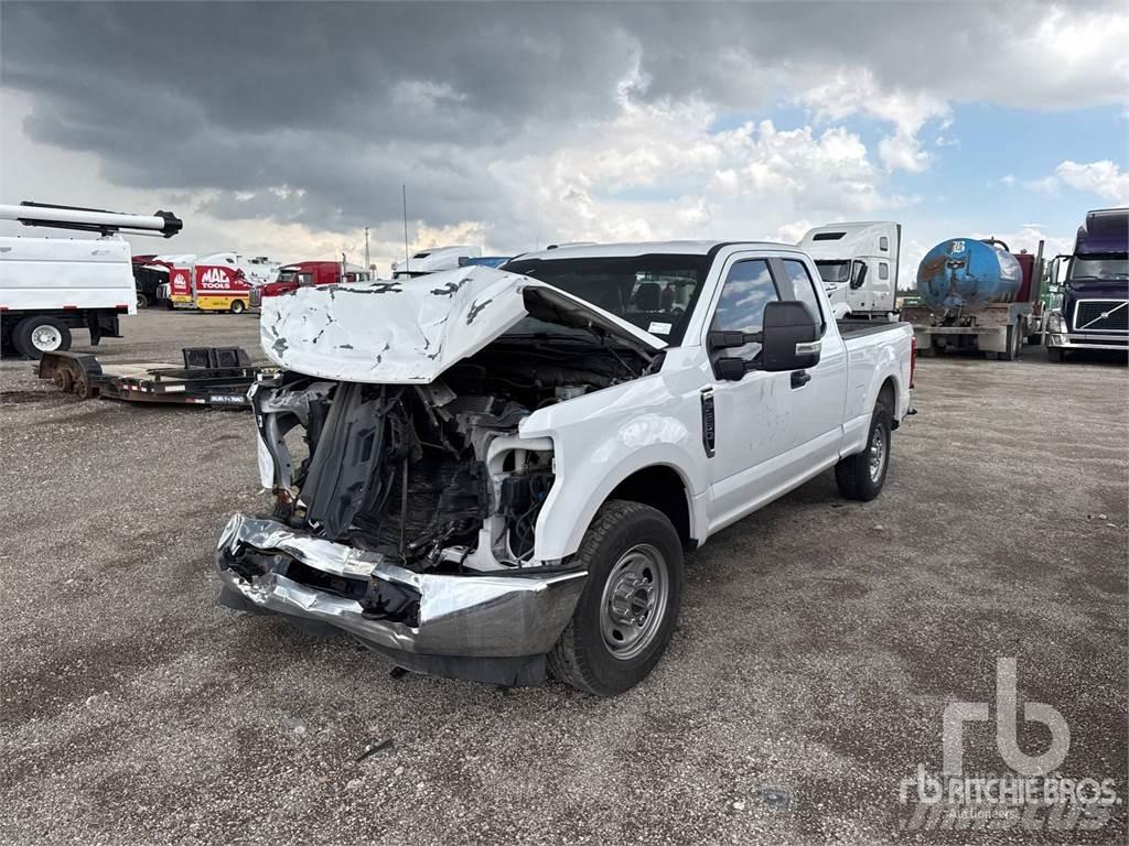 Ford F-250 Pick up de caixa aberta