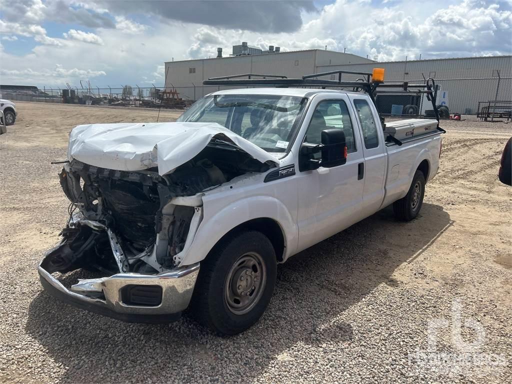 Ford F-350 Pick up de caixa aberta