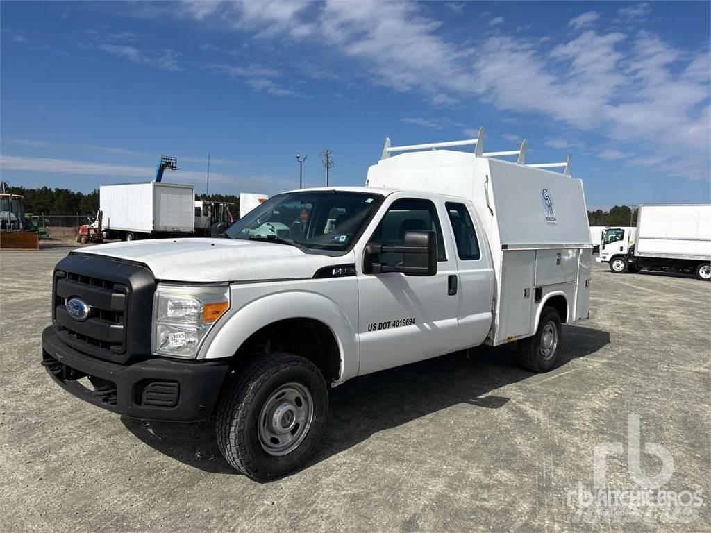 Ford F-350 Camiões Municipais / Uso Geral