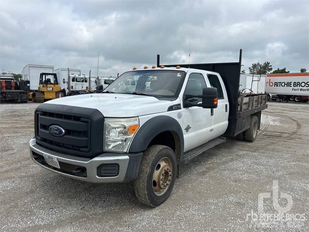 Ford F-550 Camiões estrado/caixa aberta