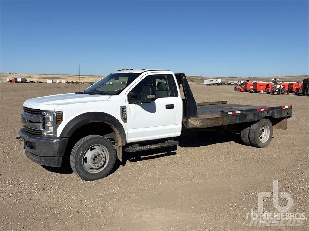 Ford F-550 Camiões estrado/caixa aberta