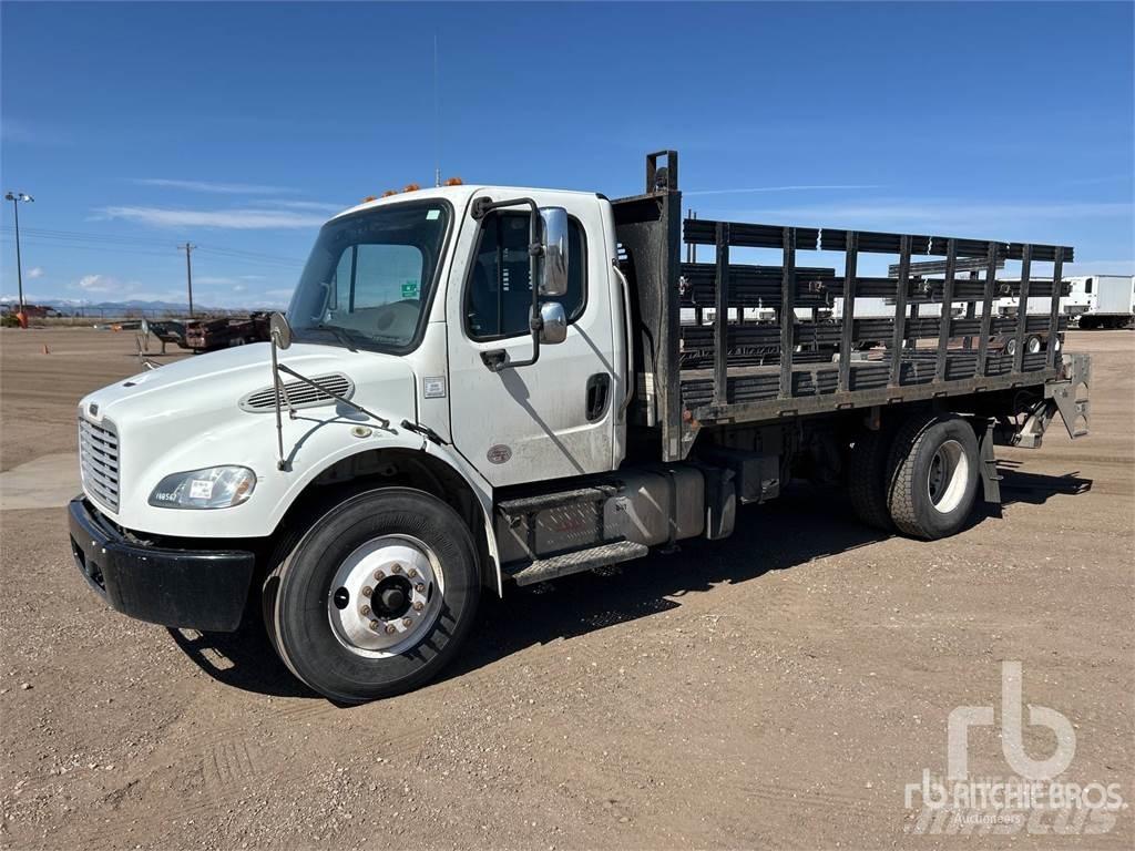 Freightliner M2 Camiões estrado/caixa aberta