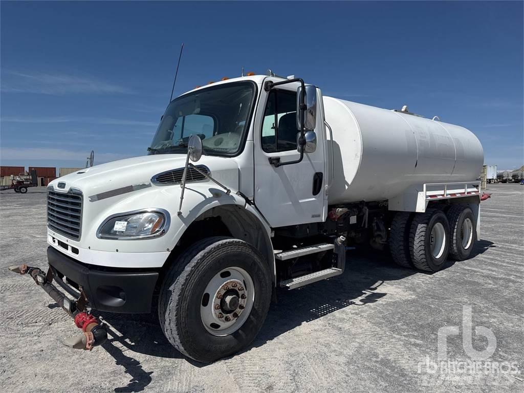 Freightliner M2 Auto-tanques