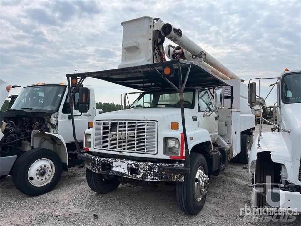 GMC C7500 Plataformas aéreas montadas em atrelados