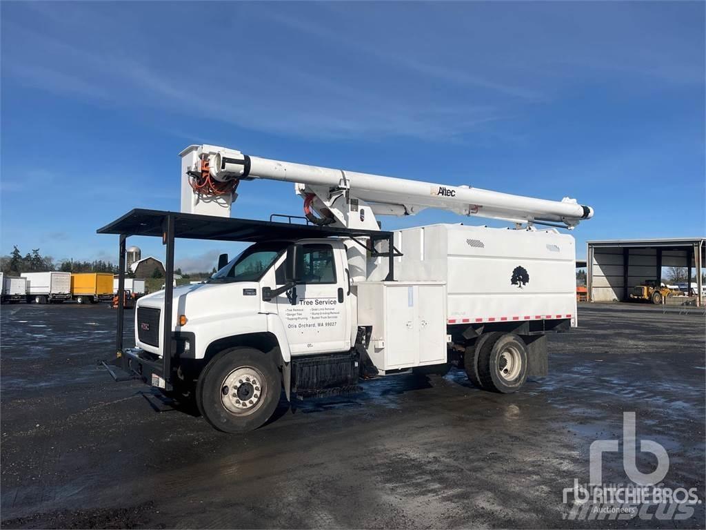 GMC C7500 Plataformas aéreas montadas em atrelados
